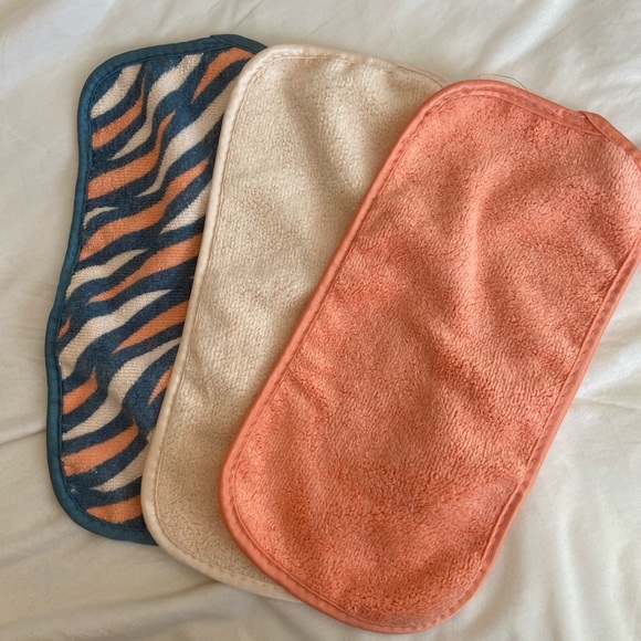 Always Off Other - 3 Always Off Makeup Remover Cloths